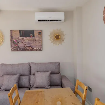 Cubo'S Apartamento Medina * Фуэнхирола