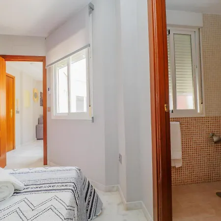 Cubo'S Apartamento Medina * Фуэнхирола